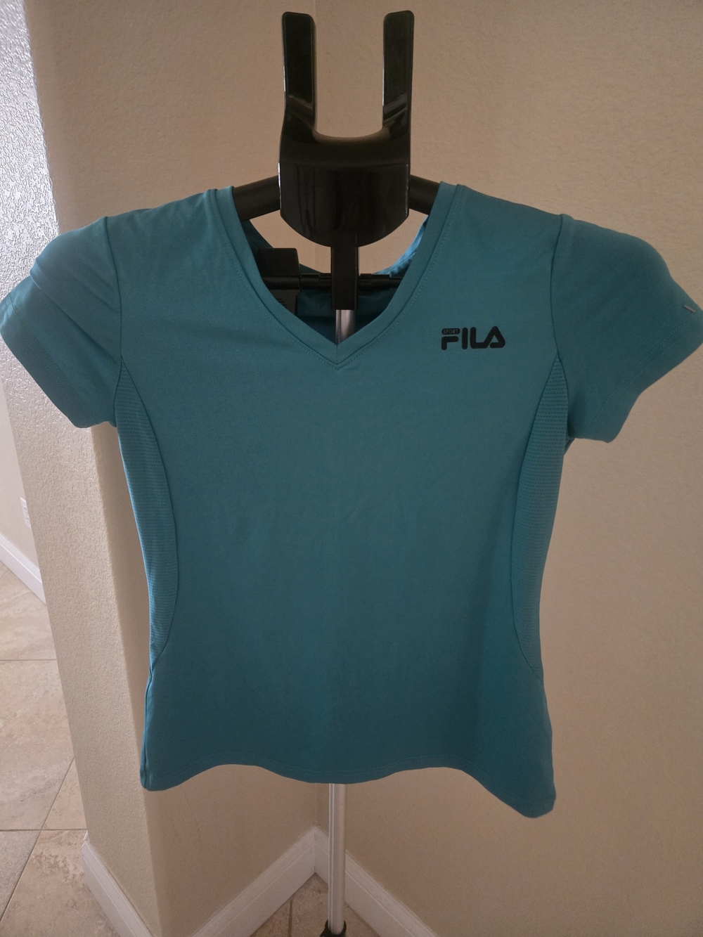 FILA Women's Teal V-Neck Short Sleeve Athletic Tee